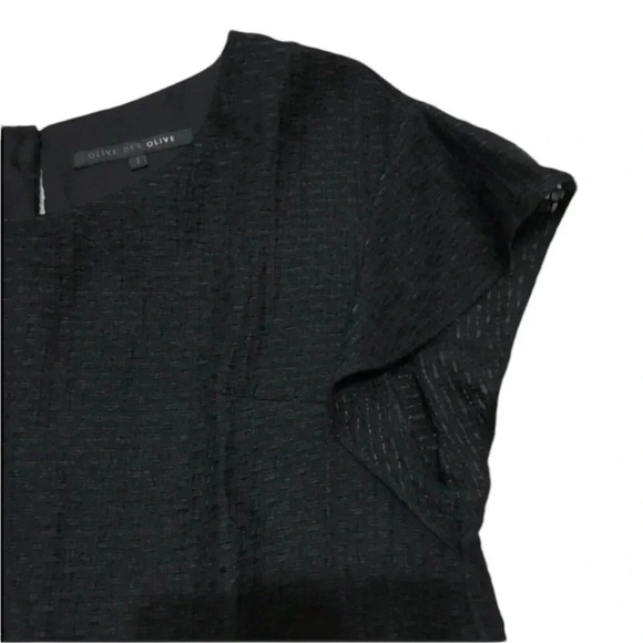 Olive des Olive Black Cap Sleeve Lace Ruffle Hem 
Size Medium - Picture 3 of 7